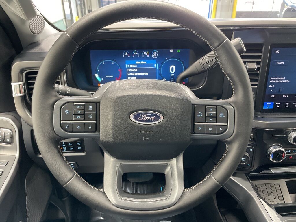 2025 Ford F-250 Super Duty 4x4 Crew Cab Lariat Minocqua WI