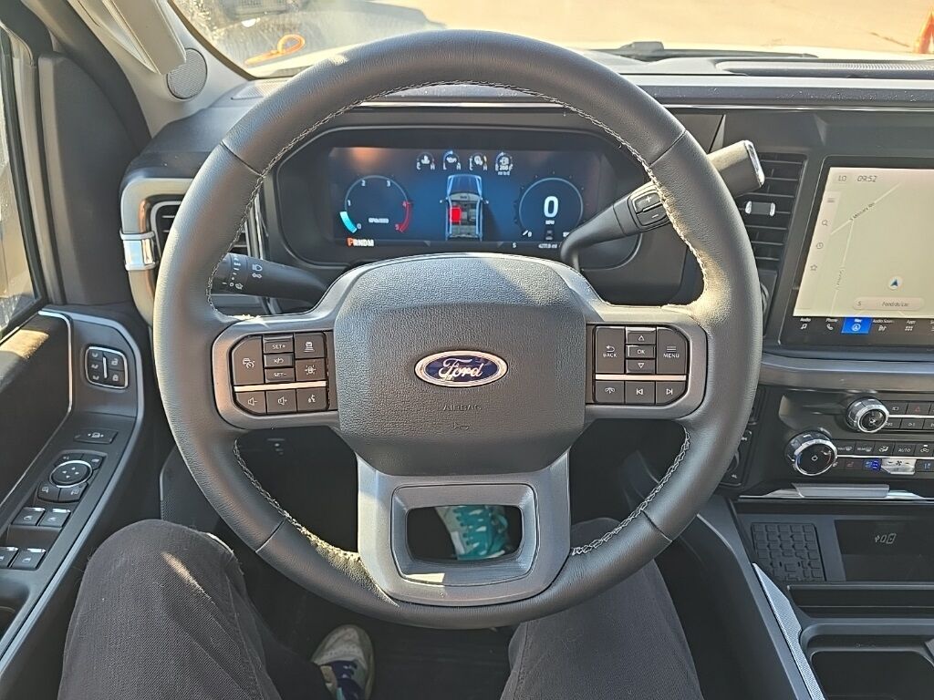 2025 Ford F-250 Super Duty 4x4 Crew Cab Lariat Minocqua WI