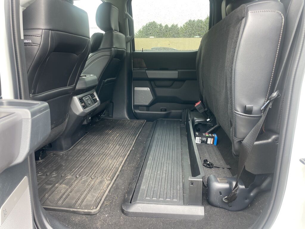 2025 Ford F-250 Super Duty 4x4 Crew Cab Lariat Minocqua WI