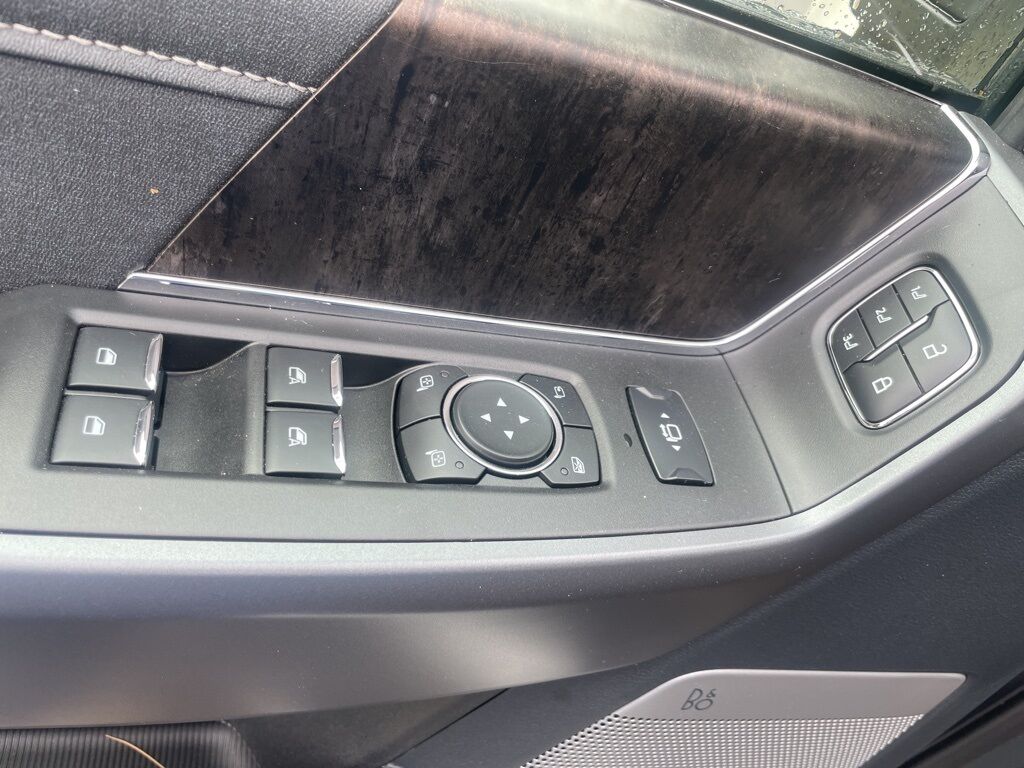 2025 Ford F-250 Super Duty 4x4 Crew Cab Lariat Minocqua WI