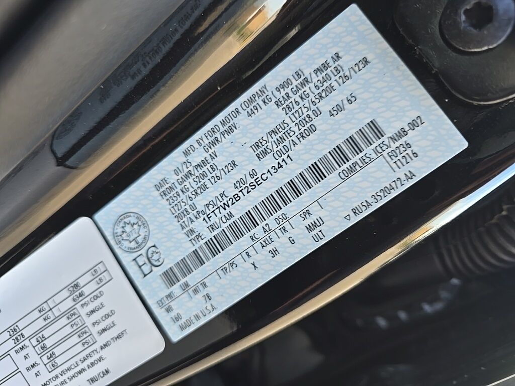 2025 Ford F-250 Super Duty 4x4 Crew Cab Platinum Fond du Lac WI