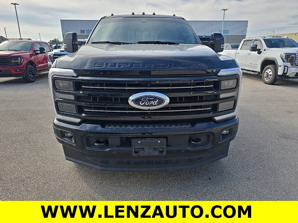 2025 Ford F-250 Super Duty 4x4 Crew Cab Platinum Fond du Lac WI