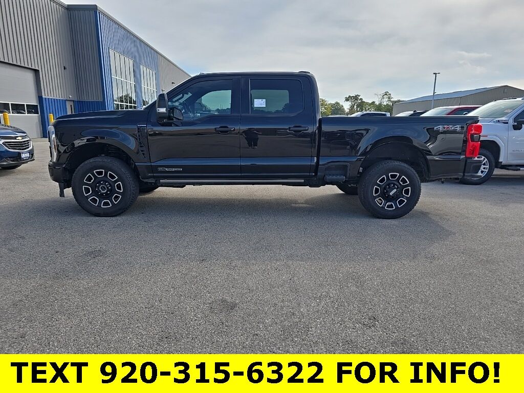 2025 Ford F-250 Super Duty 4x4 Crew Cab Platinum Fond du Lac WI