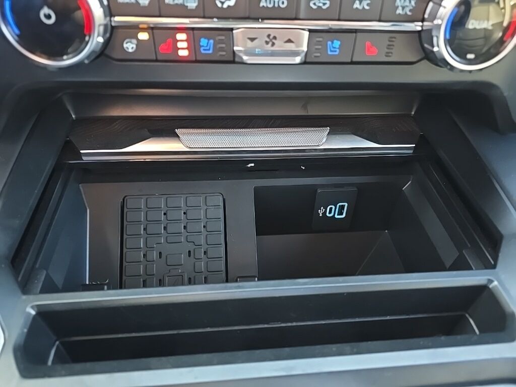 2025 Ford F-250 Super Duty 4x4 Crew Cab Platinum Fond du Lac WI