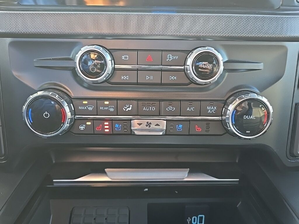 2025 Ford F-250 Super Duty 4x4 Crew Cab Platinum Fond du Lac WI