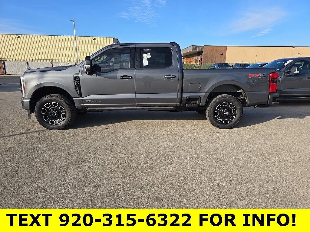 2025 Ford F-250 Super Duty 4x4 Crew Cab Platinum