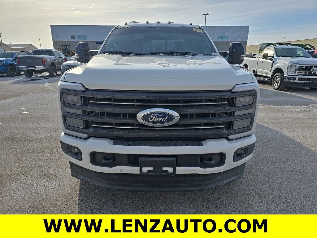 2025 Ford F-250 Super Duty 4x4 Crew Cab Platinum