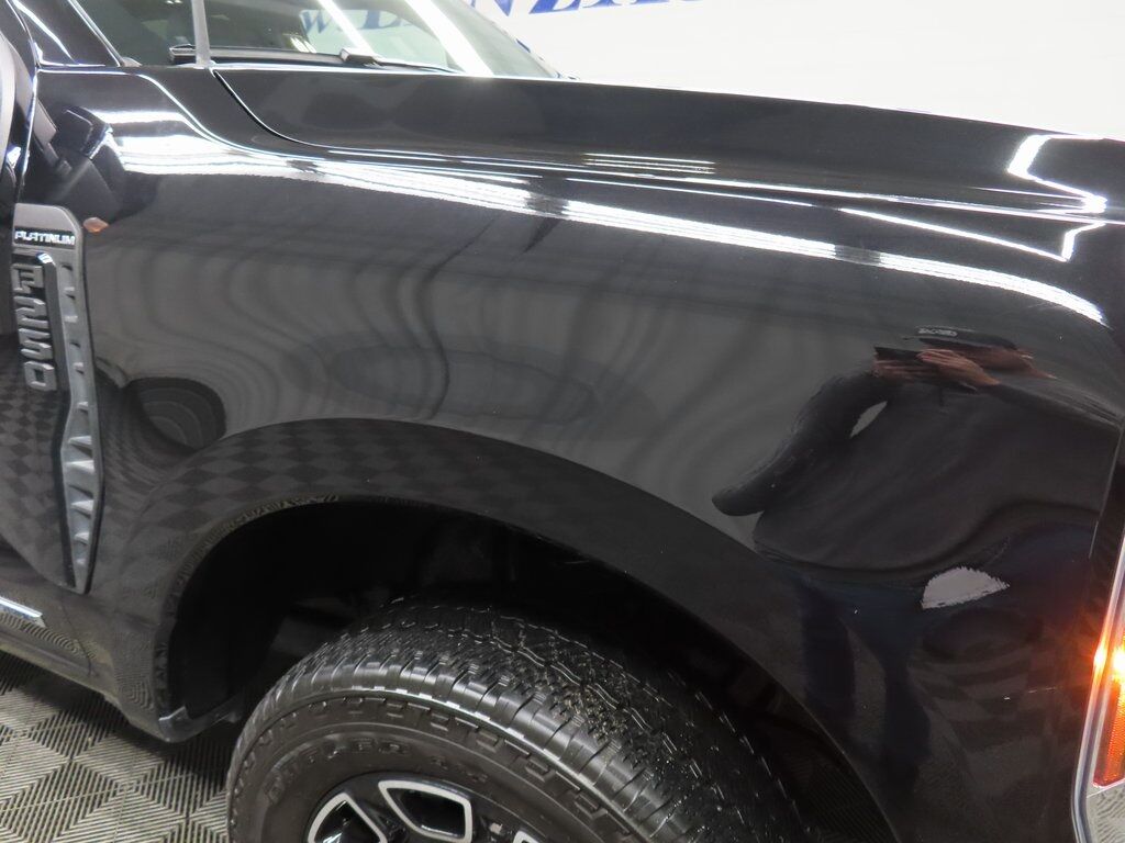 2025 Ford F-250 Super Duty 4x4 Crew Cab Platinum Fond du Lac WI