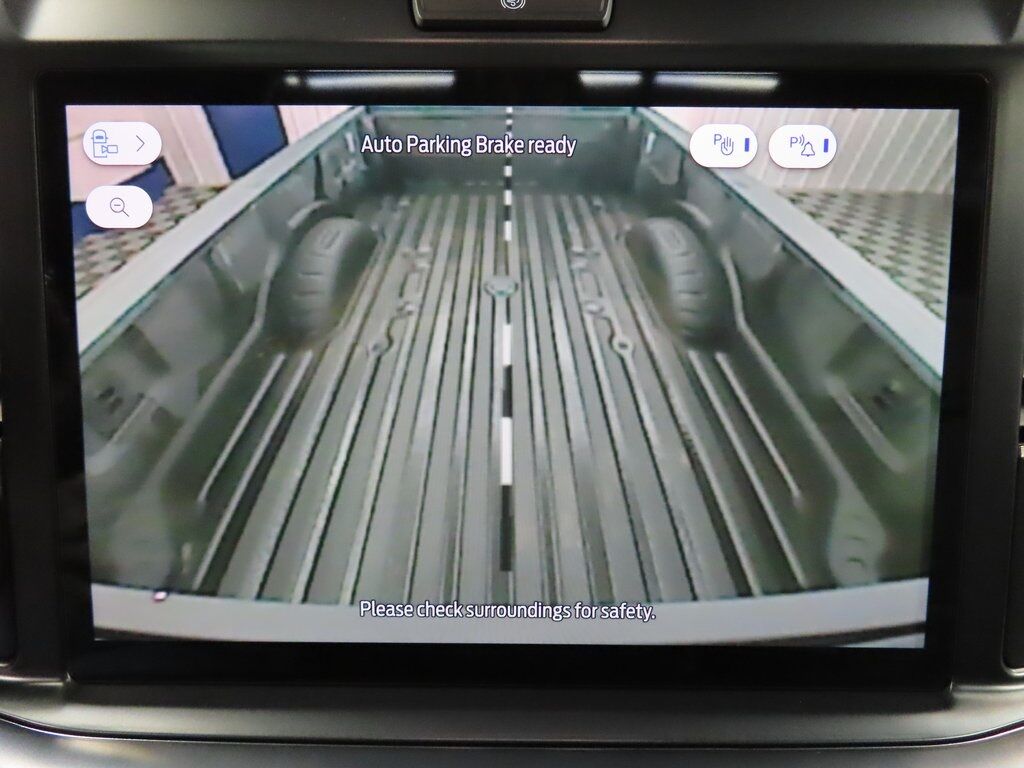 2025 Ford F-250 Super Duty 4x4 Crew Cab Platinum Fond du Lac WI