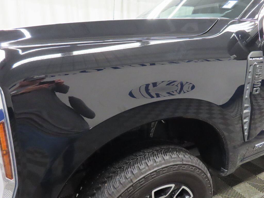 2025 Ford F-250 Super Duty 4x4 Crew Cab Platinum Fond du Lac WI