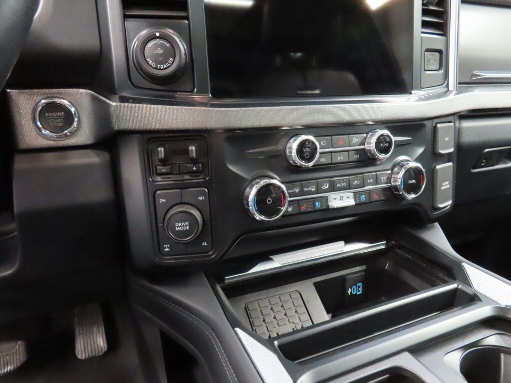 2025 Ford F-250 Super Duty 4x4 Crew Cab Platinum Fond du Lac WI