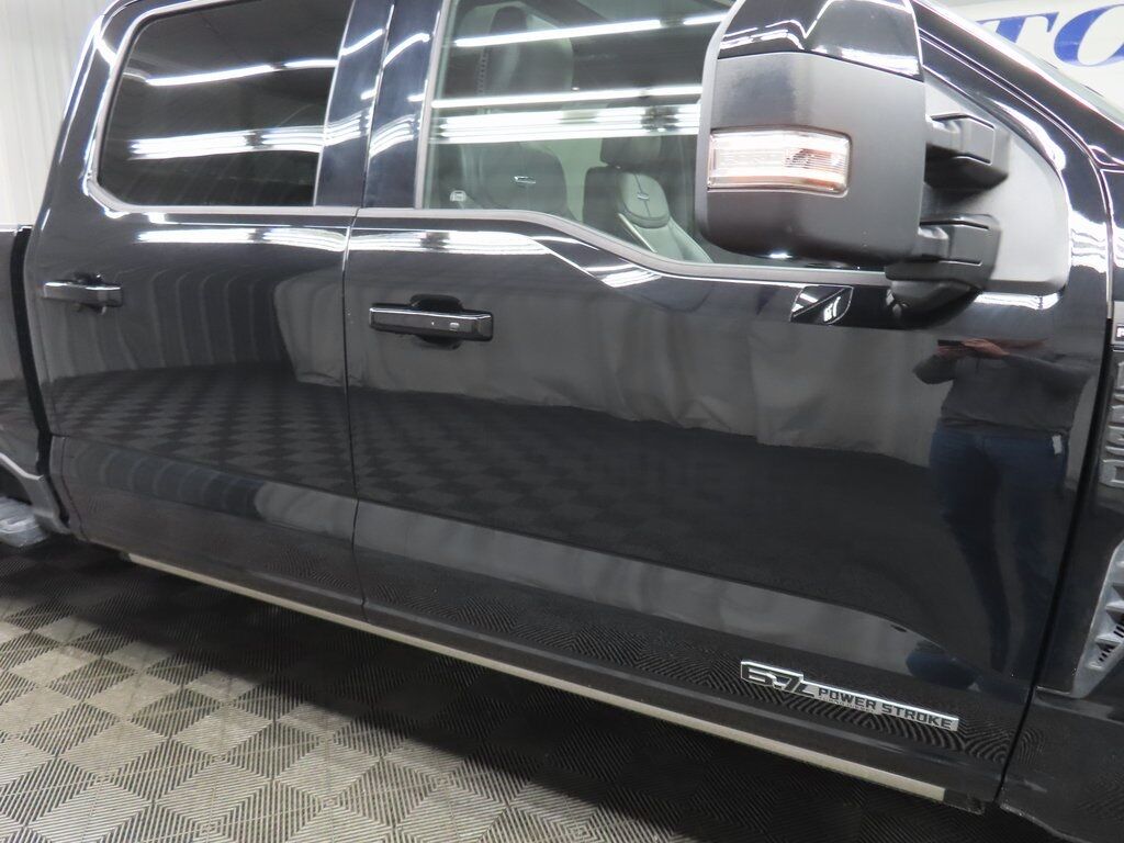 2025 Ford F-250 Super Duty 4x4 Crew Cab Platinum Fond du Lac WI