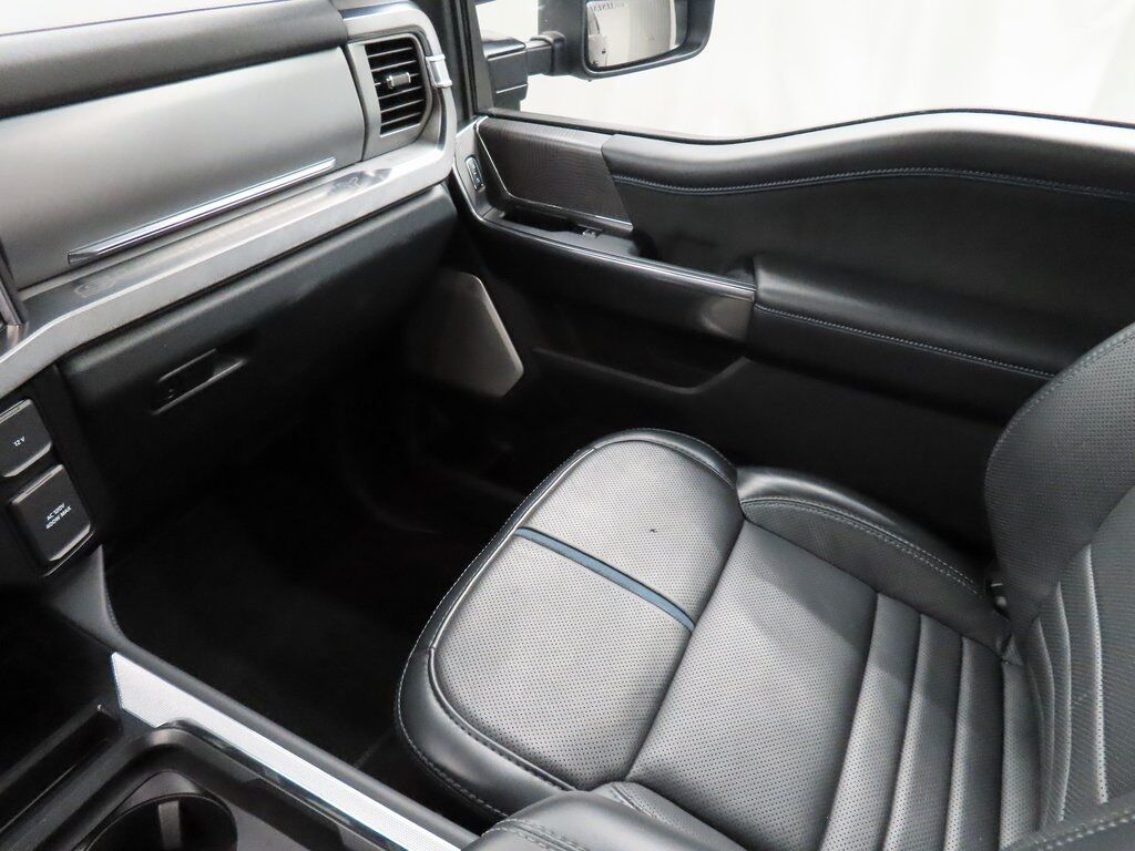 2025 Ford F-250 Super Duty 4x4 Crew Cab Platinum Fond du Lac WI