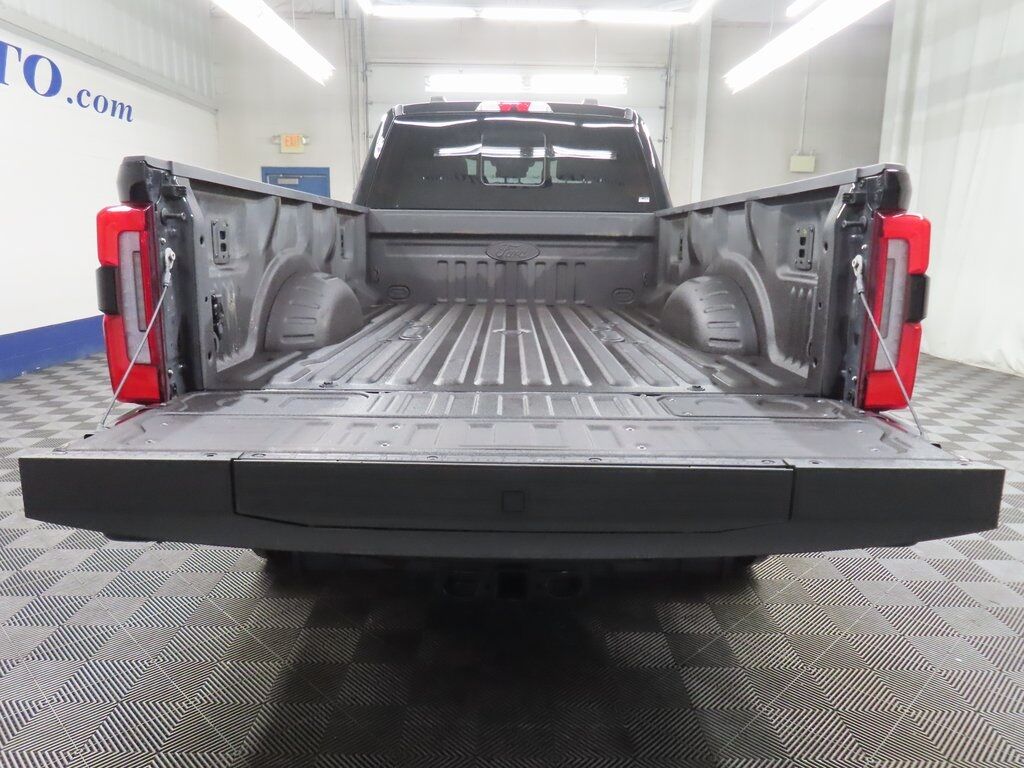 2025 Ford F-250 Super Duty 4x4 Crew Cab Platinum Fond du Lac WI