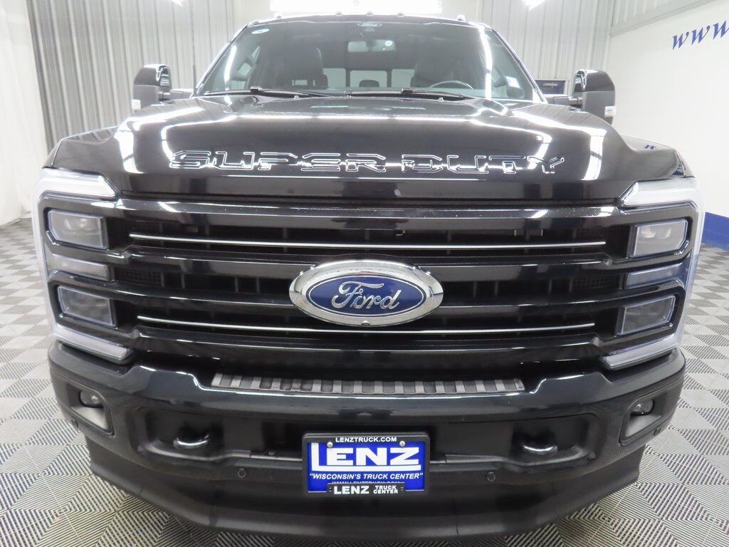 2025 Ford F-250 Super Duty 4x4 Crew Cab Platinum Fond du Lac WI