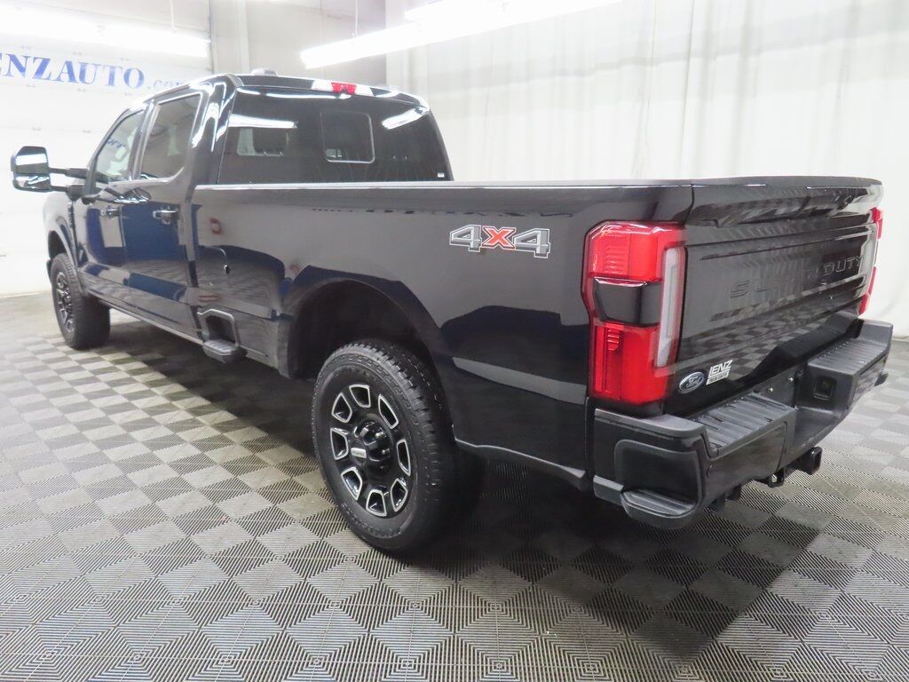 2025 Ford F-250 Super Duty 4x4 Crew Cab Platinum Fond du Lac WI