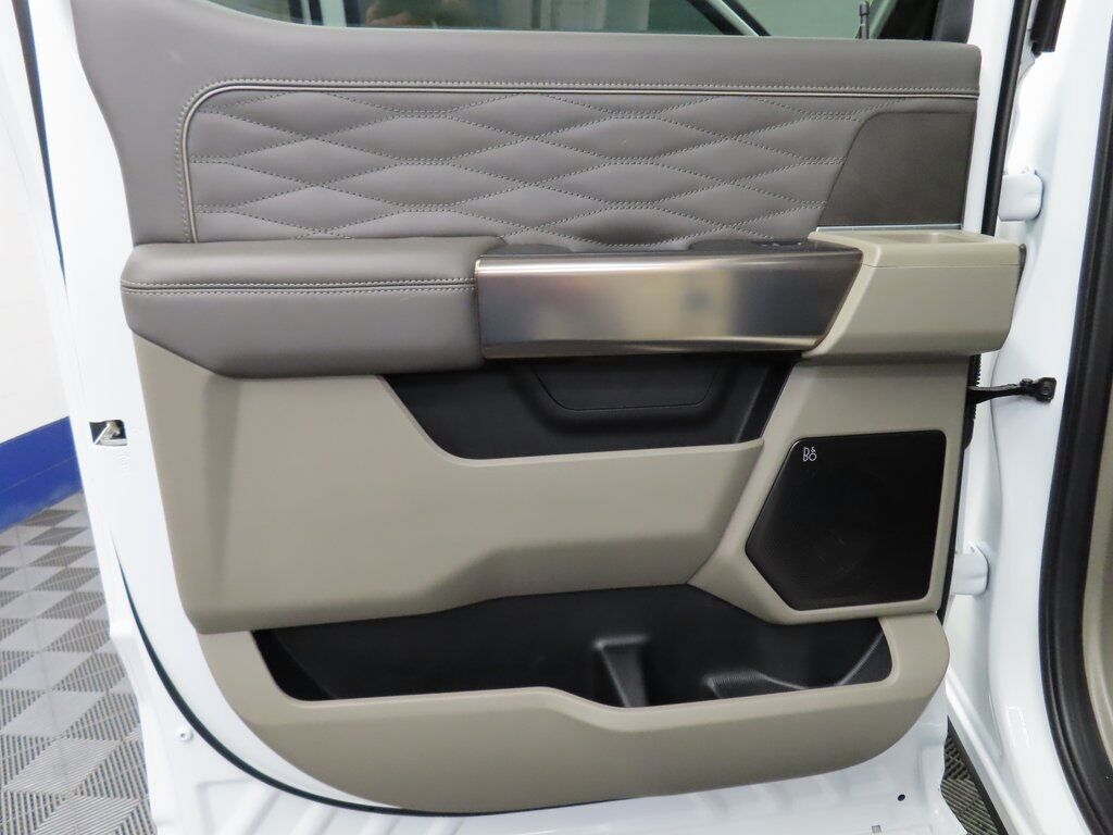 2025 Ford F-250 Super Duty 4x4 Crew Cab Platinum Fond du Lac WI