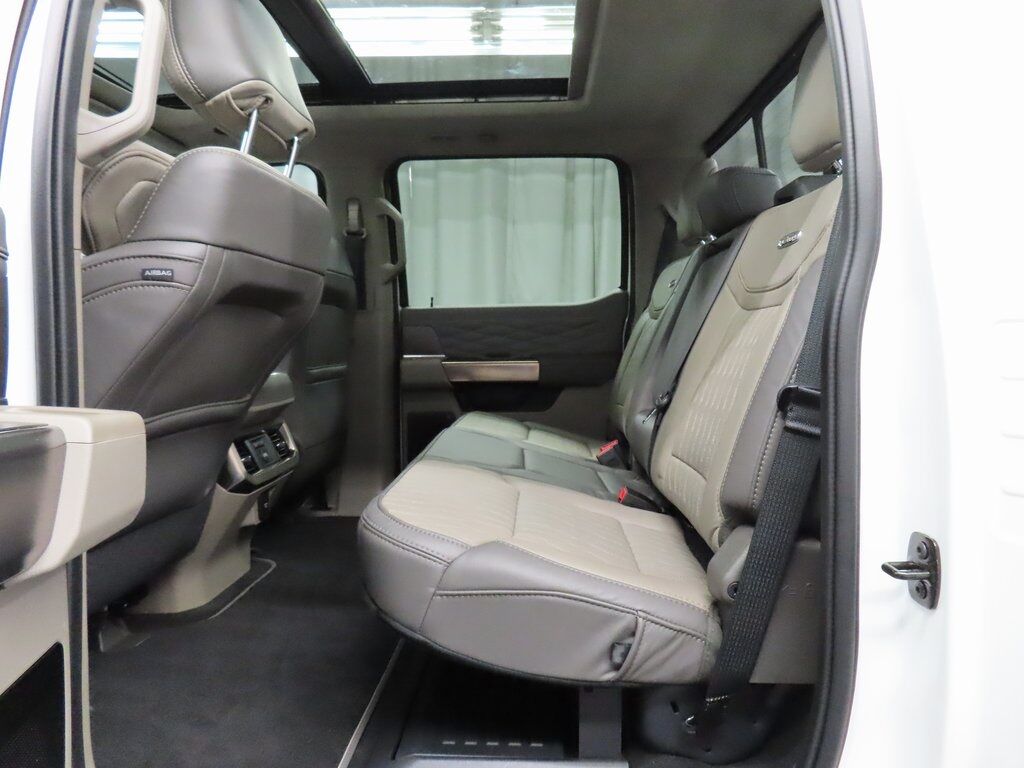2025 Ford F-250 Super Duty 4x4 Crew Cab Platinum Fond du Lac WI