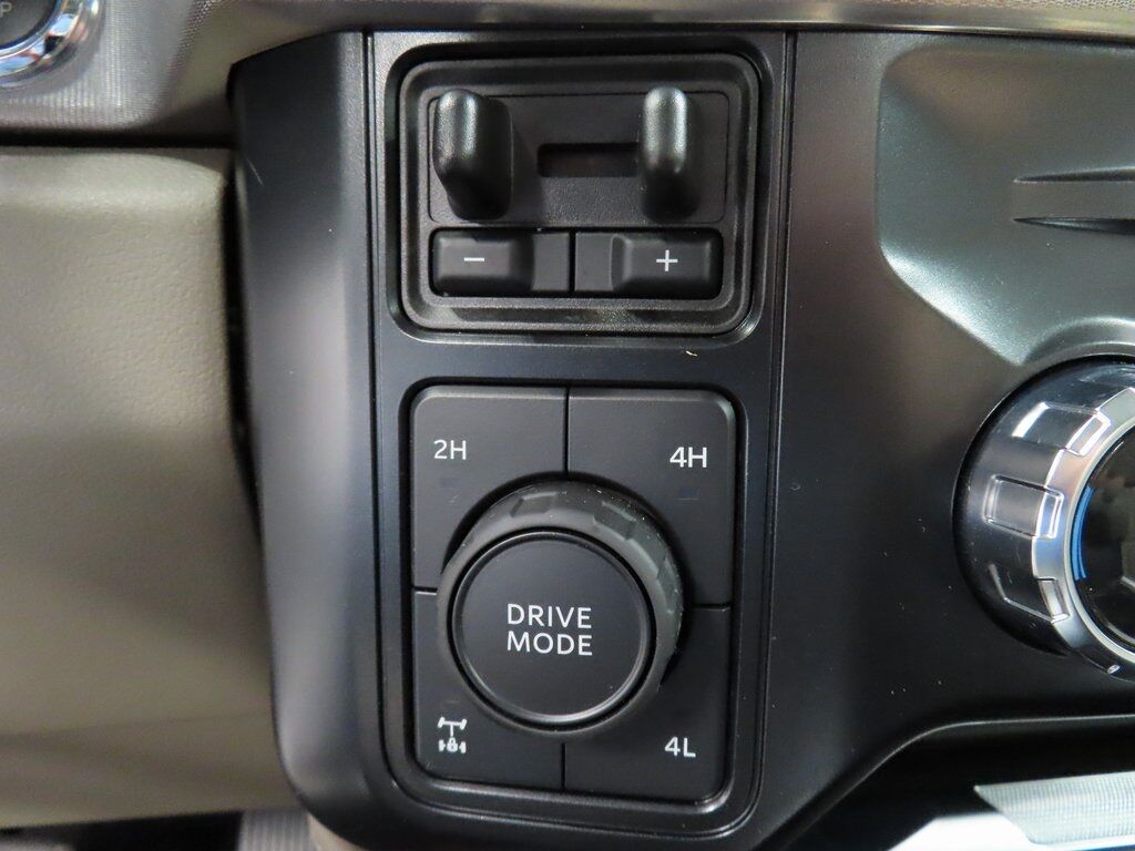 2025 Ford F-250 Super Duty 4x4 Crew Cab Platinum Fond du Lac WI