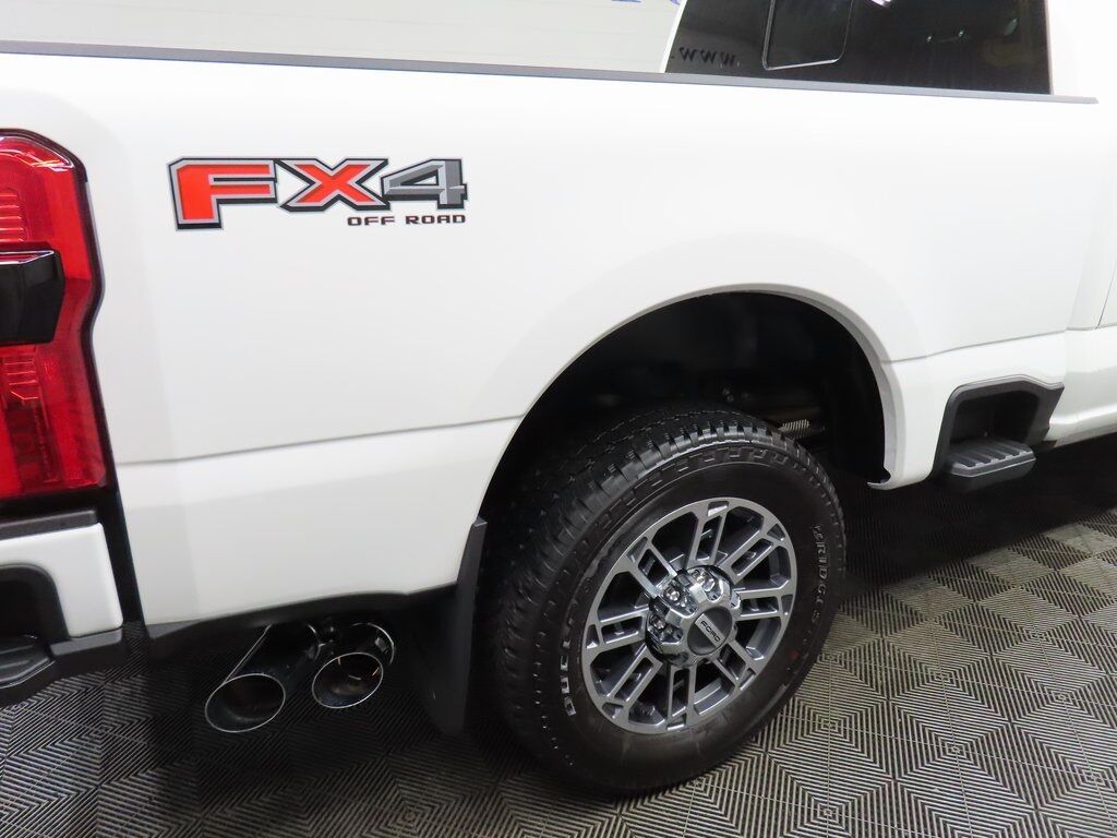 2025 Ford F-250 Super Duty 4x4 Crew Cab Platinum Fond du Lac WI