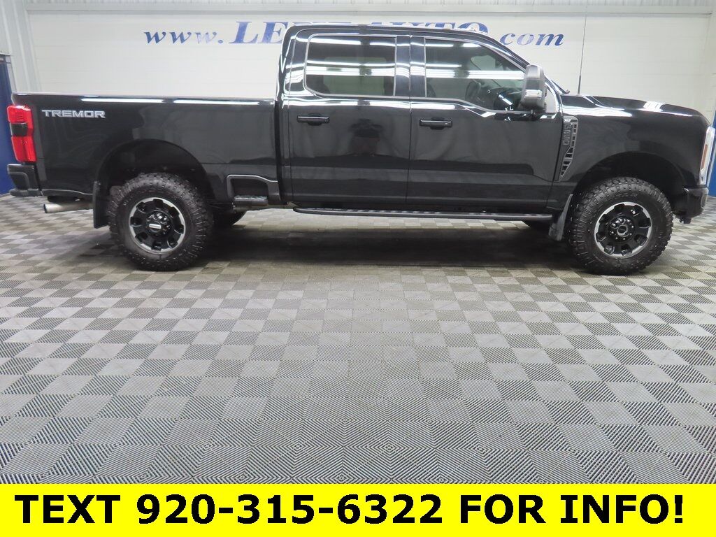 2025 Ford F-250 Super Duty 4x4 Crew Cab XLT