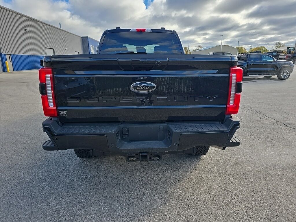 2025 Ford F-250 Super Duty 4x4 Crew Cab XLT Fond du Lac WI
