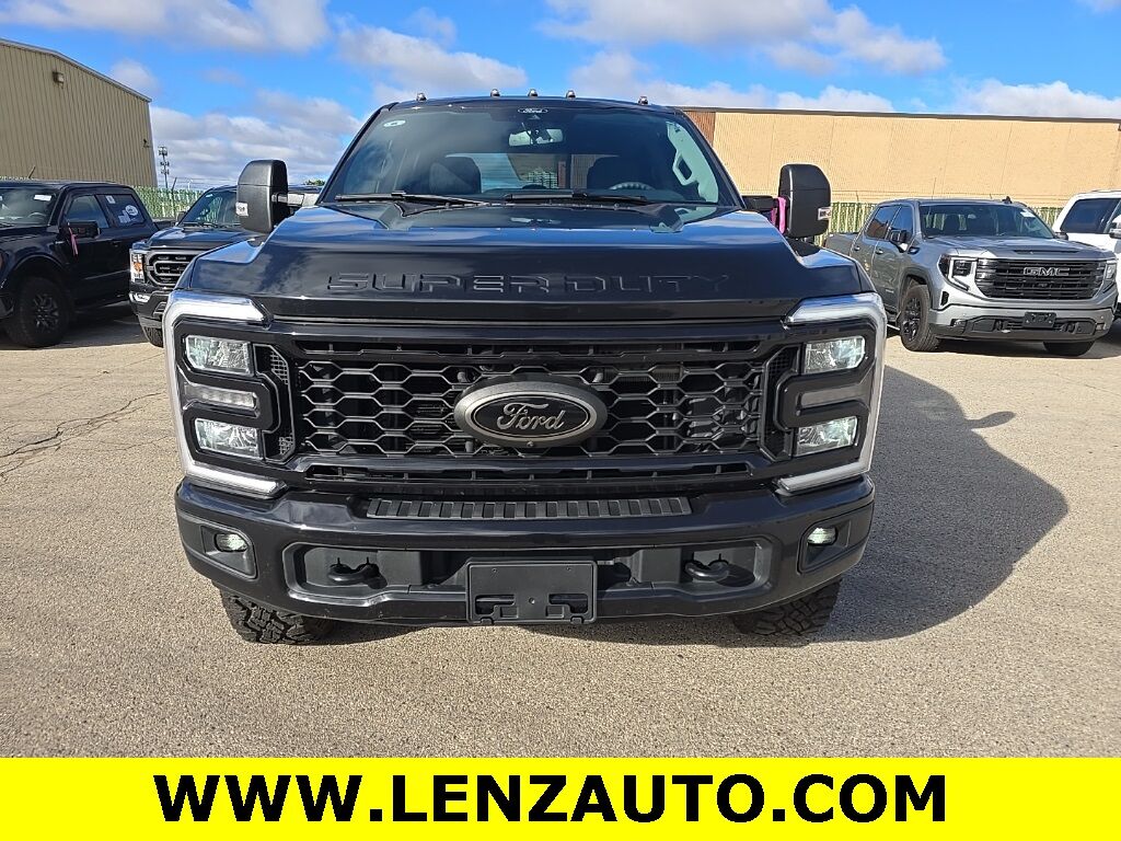 2025 Ford F-250 Super Duty 4x4 Crew Cab XLT Fond du Lac WI