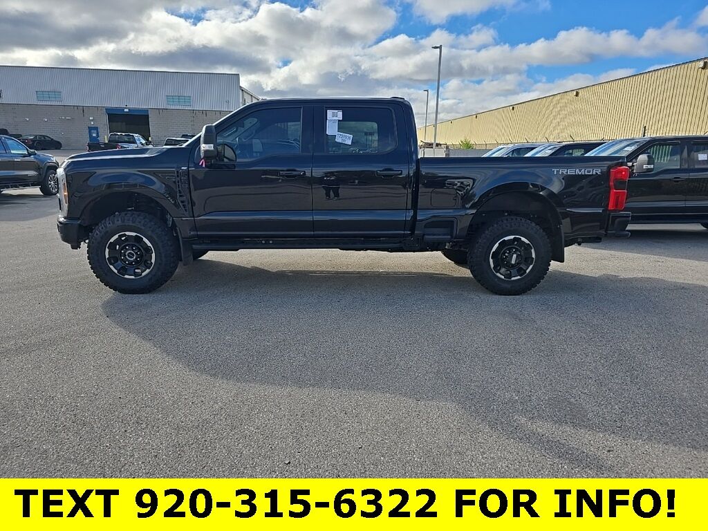 2025 Ford F-250 Super Duty 4x4 Crew Cab XLT Fond du Lac WI