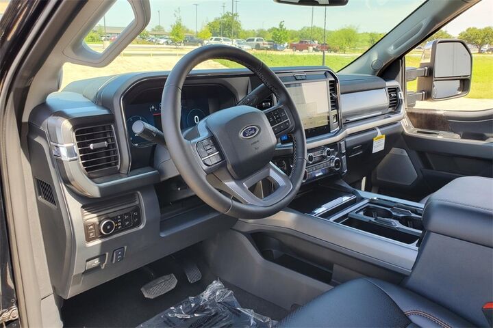 2025 Ford F-250SD   TX