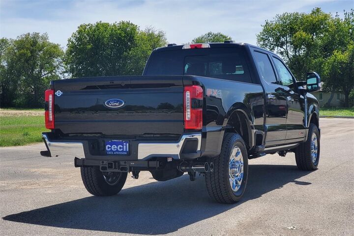 2025 Ford F-250SD   TX