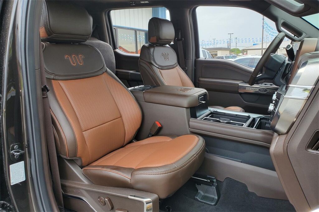 2025 Ford F-250SD King Ranch Hondo TX