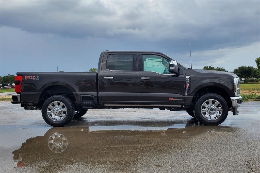 2025 Ford F-250SD King Ranch Hondo TX