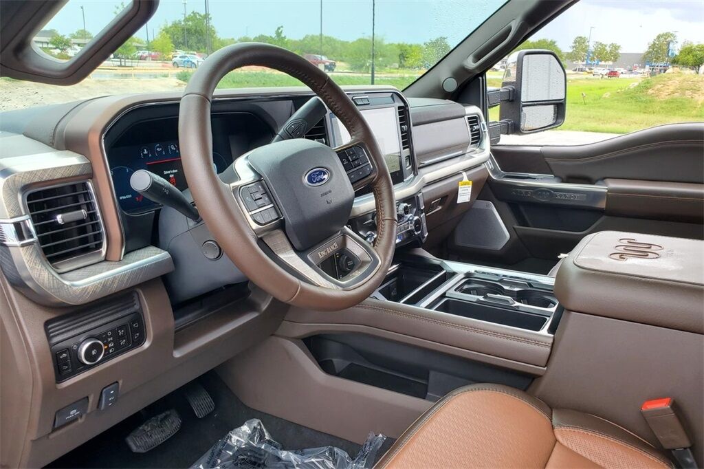 2025 Ford F-250SD King Ranch Hondo TX