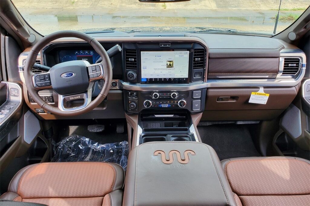 2025 Ford F-250SD King Ranch Hondo TX