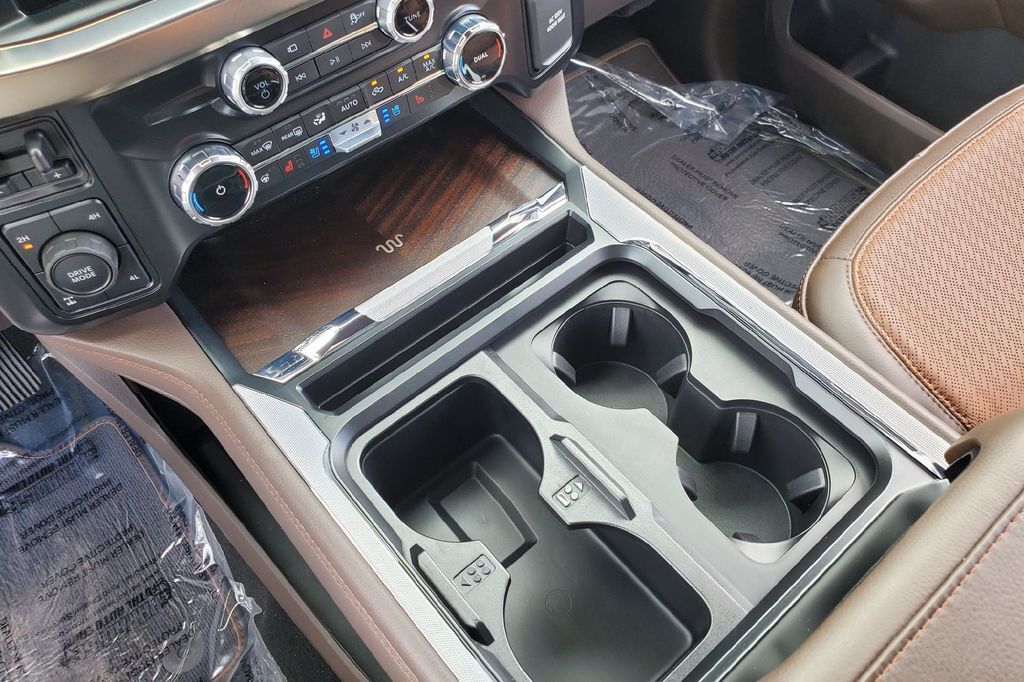 2025 Ford F-250SD King Ranch Hondo TX