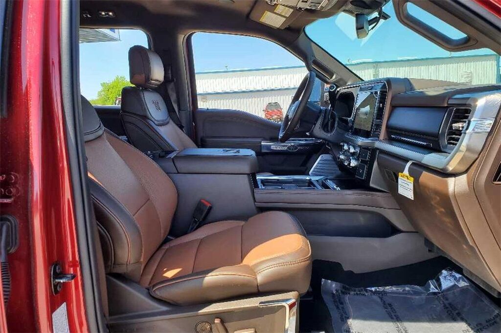 2025 Ford F-250SD King Ranch Hondo TX