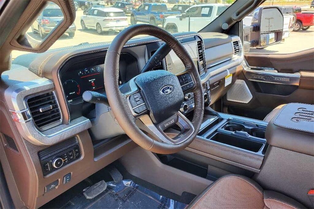 2025 Ford F-250SD King Ranch Hondo TX