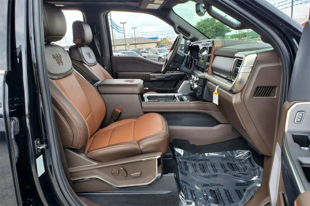 2025 Ford F-250SD King Ranch Hondo TX