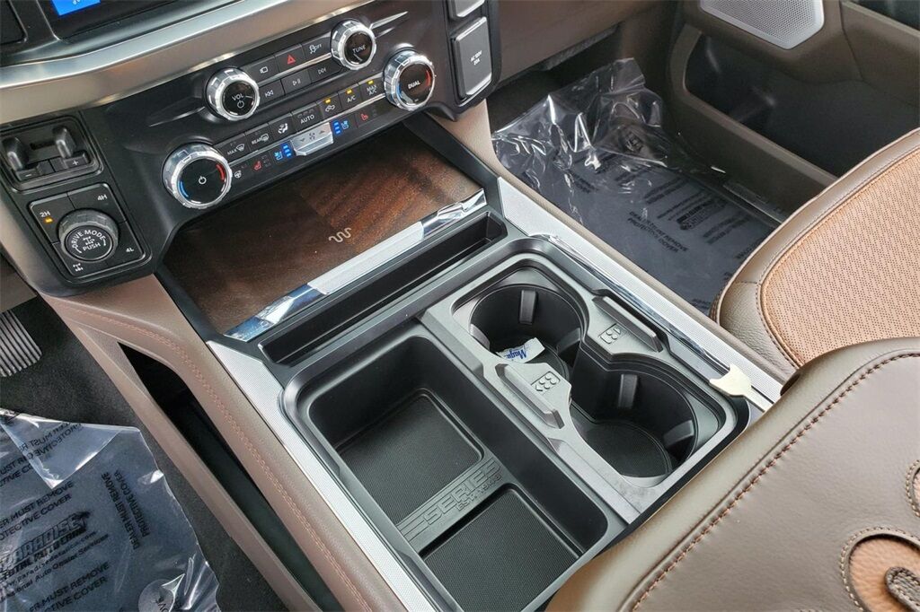 2025 Ford F-250SD King Ranch Hondo TX