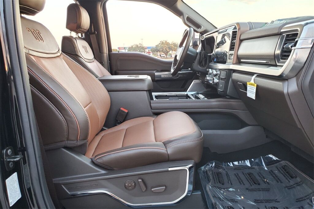 2025 Ford F-250SD King Ranch Hondo TX