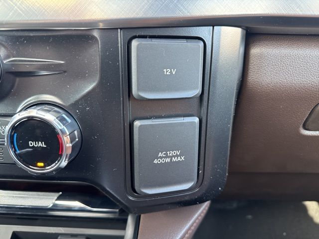 2025 Ford F-250SD King Ranch Random Lake WI