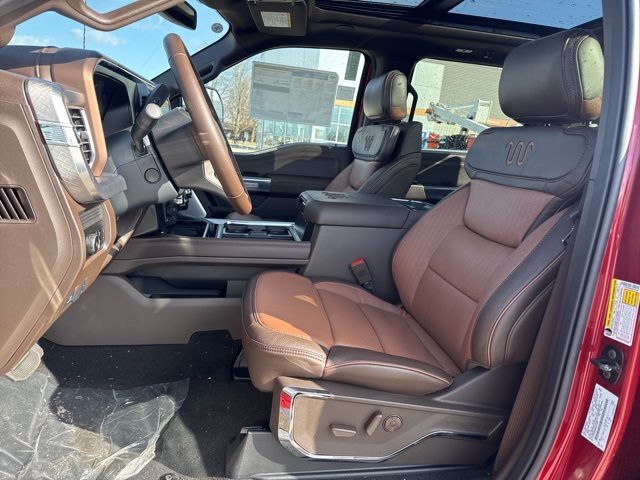 2025 Ford F-250SD King Ranch Random Lake WI