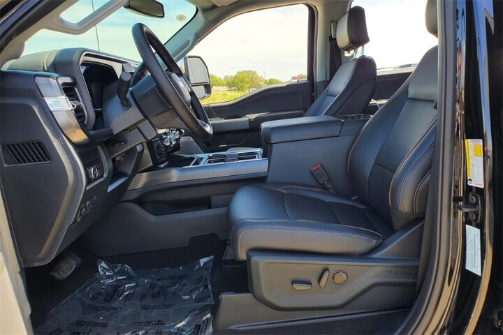 2025 Ford F-250SD Lariat  TX