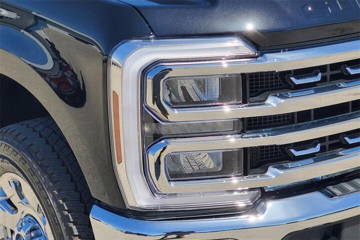 2025 Ford F-250SD Lariat  TX