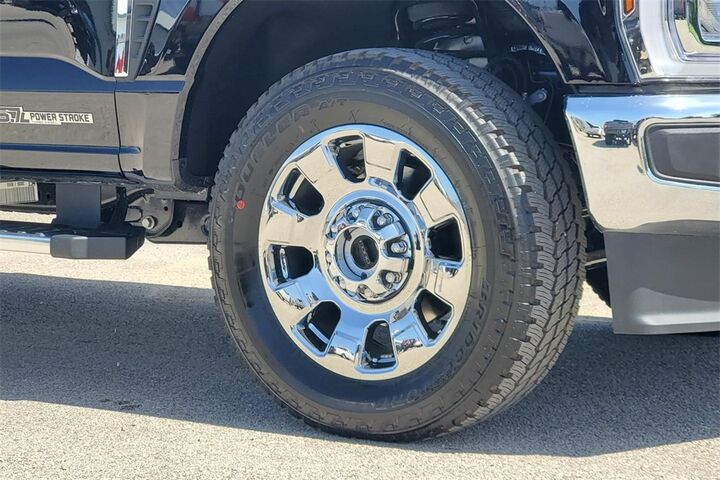 2025 Ford F-250SD Lariat  TX
