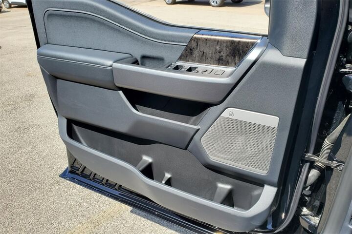 2025 Ford F-250SD Lariat  TX