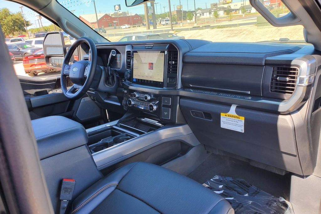 2025 Ford F-250SD Lariat Hondo TX