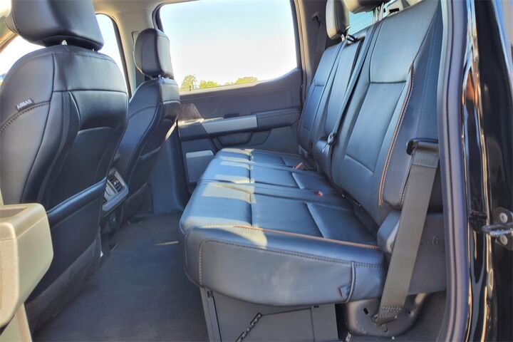 2025 Ford F-250SD Lariat  TX