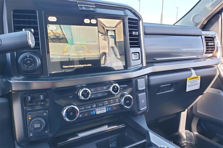 2025 Ford F-250SD Lariat  TX