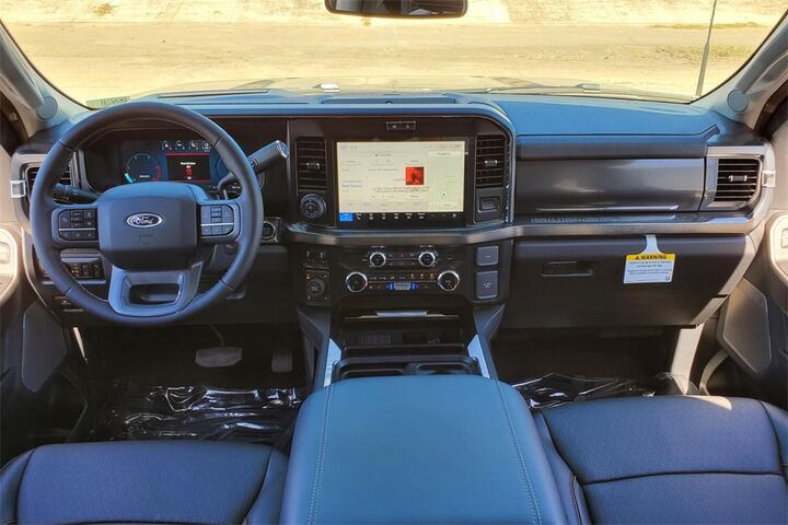 2025 Ford F-250SD Lariat  TX